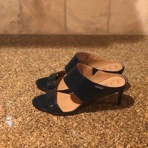 Calvin Klein navy blue heels size 8